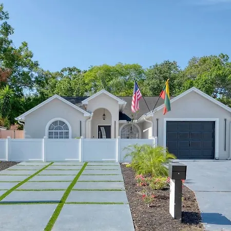 Luxury Style Townhome With Pool - 1 Miles To Bucs Stadium Tampa Exterior photo
