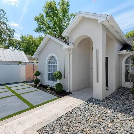 Luxury Style Townhome With Pool - 1 Miles To Bucs Stadium Tampa Exterior photo