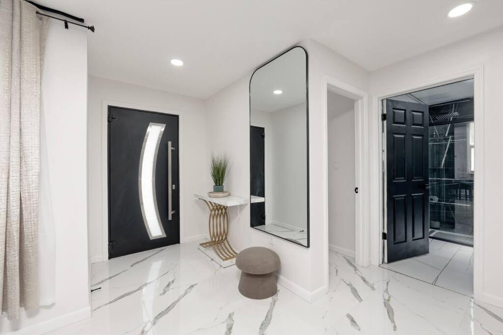 Apartment Luxury Style Townhome With Pool - 1 Miles To Bucs Stadium *